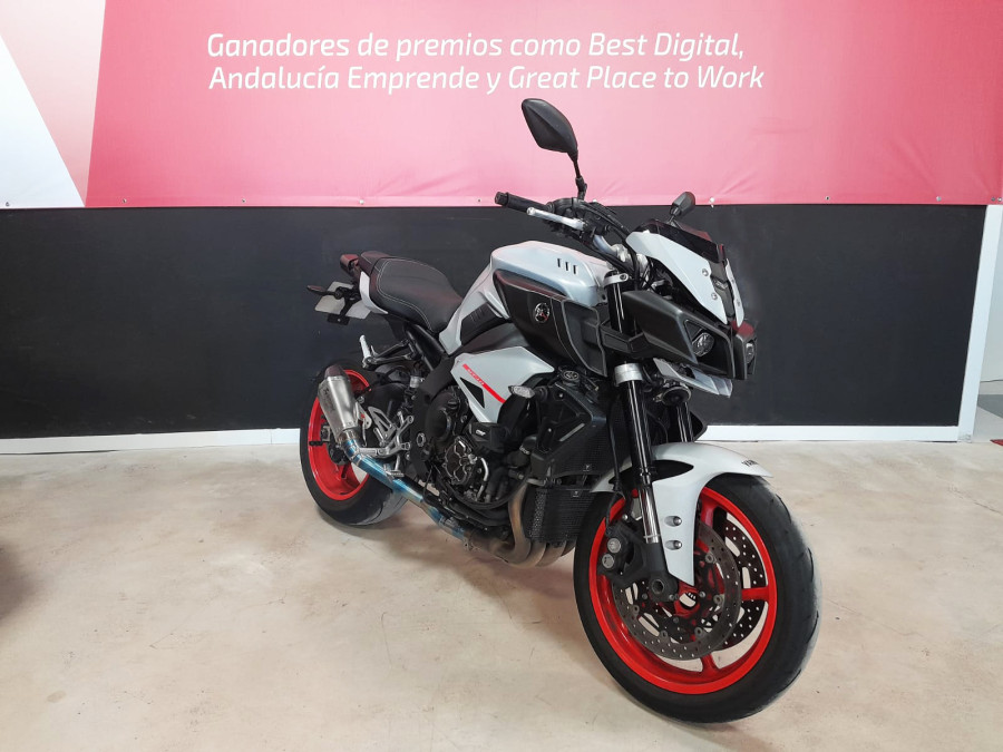 Imagen de Yamaha MT 10