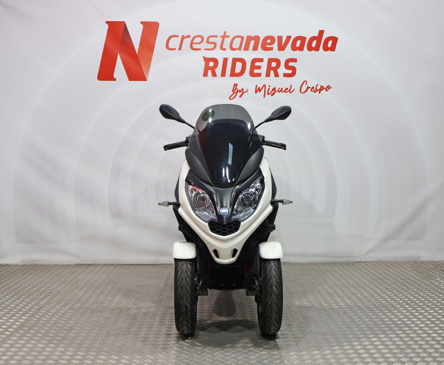 Imagen de Piaggio MP3 300 HPE