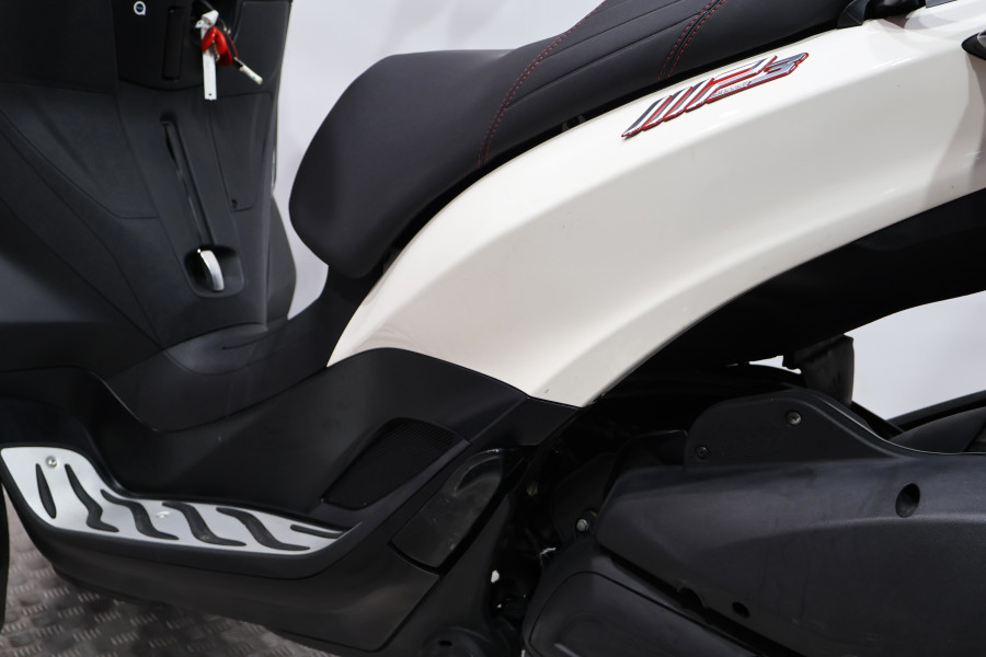 Imagen de Piaggio MP3 300 HPE