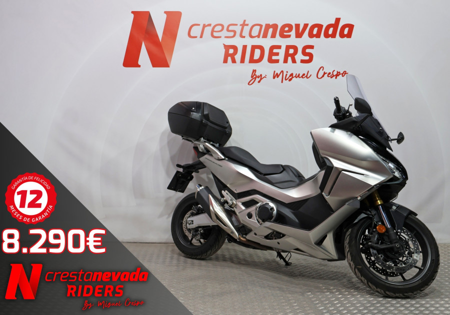 Honda Forza 750