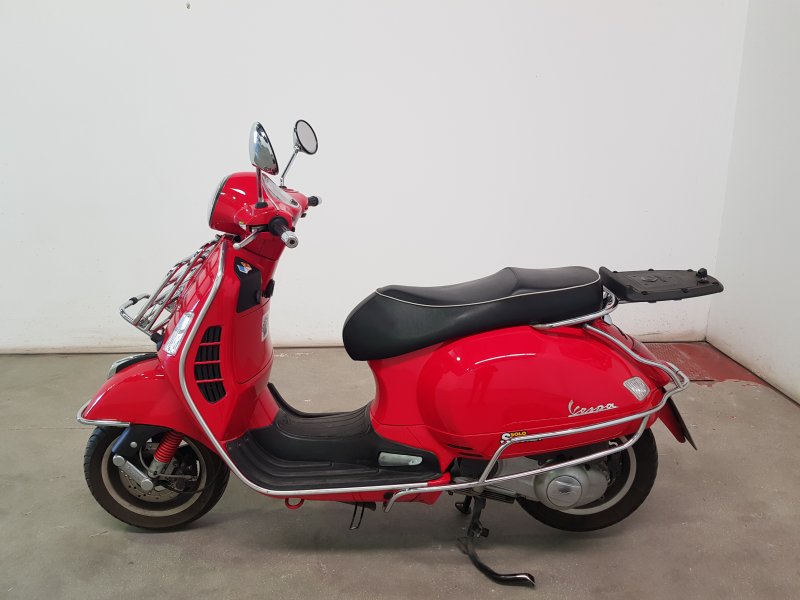 Imagen de Piaggio VESPA Gts S 300