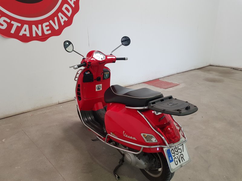 Imagen de Piaggio VESPA Gts S 300
