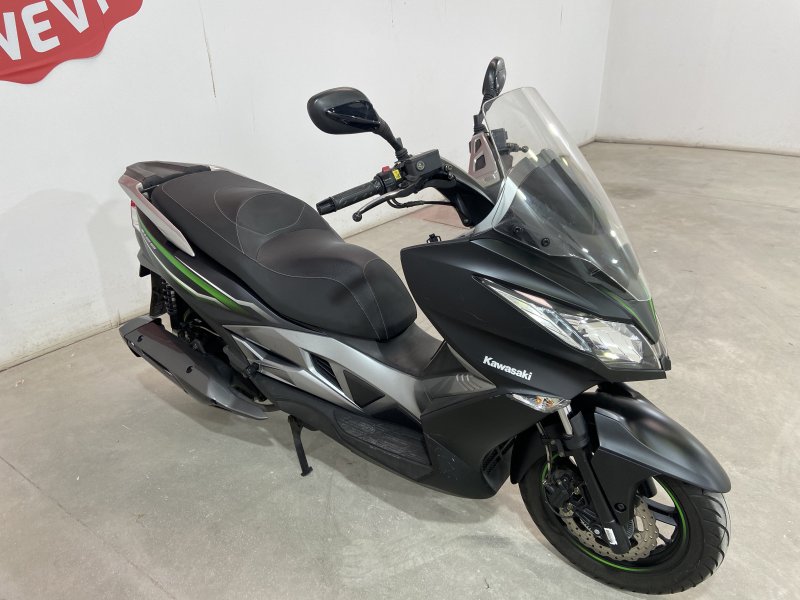 Imagen de KAWASAKI J125