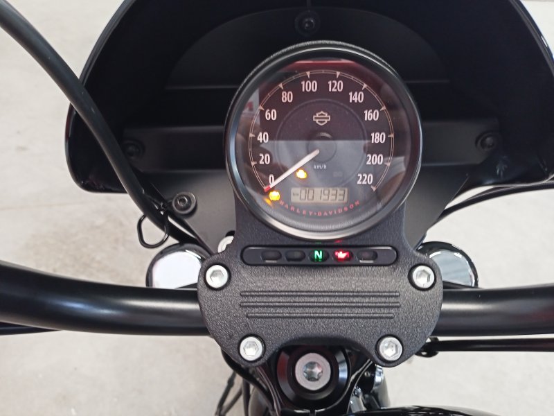 Imagen de Harley-Davidson Sportster IRON 1200